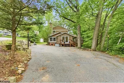 158 Glenside Trl, Byram Township, NJ 07871 - Photo 33