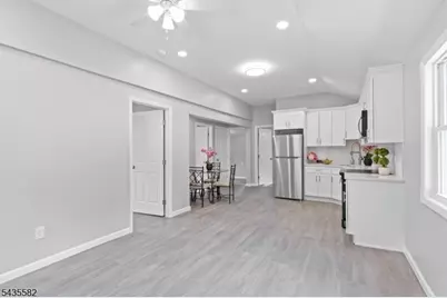 116 Bucknell Trl, Hopatcong, NJ 07843 - Photo 5