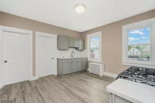 105 Louis St, New Brunswick, NJ 08901 - Photo 27