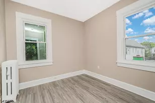105 Louis St, New Brunswick, NJ 08901 - Photo 23