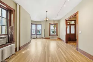 92 N Union St, Lambertville, NJ 08530 - Photo 11