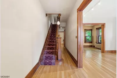 92 N Union St, Lambertville, NJ 08530 - Photo 9