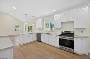 35 Stanhope Rd, Sparta Township, NJ 07871 - Photo 23