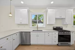 35 Stanhope Rd, Sparta Township, NJ 07871 - Photo 19
