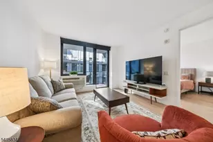160 1st St Unit, Jersey City, NJ 07302 - Photo 1