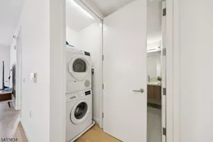 160 1st St Unit, Jersey City, NJ 07302 - Photo 7