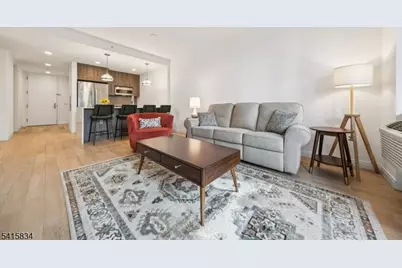 160 1st St Unit #1111, Jersey City, NJ 07302 - Photo 3