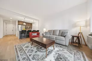 160 1st St Unit, Jersey City, NJ 07302 - Photo 3