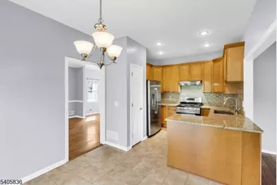 6 Young, Bridgewater, NJ 08807 - Photo 5