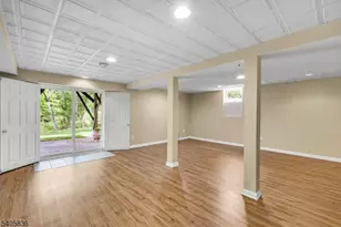6 Young, Bridgewater, NJ 08807 - Photo 25