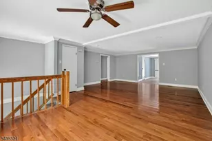 21 Quail Ct, Hardyston Township, NJ 07419 - Photo 5
