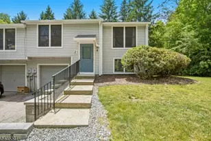 21 Quail Ct, Hardyston Township, NJ 07419 - Photo 1