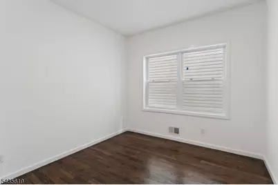 910 Bergen St #1, Newark, NJ 07112 - Photo 9
