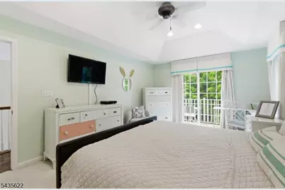 18 Birchwood Ln, North Haledon, NJ 07508 - Photo 17