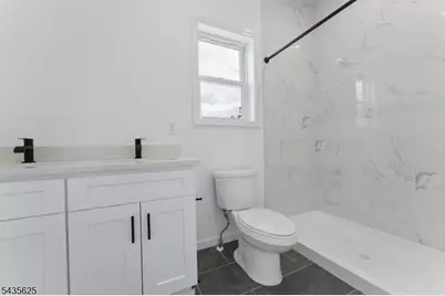 910 Bergen St #2, Newark, NJ 07112 - Photo 7