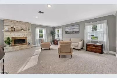 117 Idolstone Ln, Aberdeen Township, NJ 07747 - Photo 11