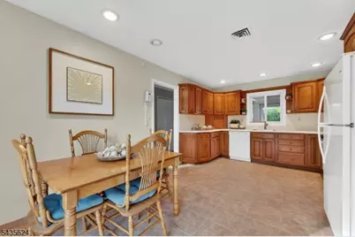 117 Idolstone Ln, Aberdeen Township, NJ 07747 - Photo 19