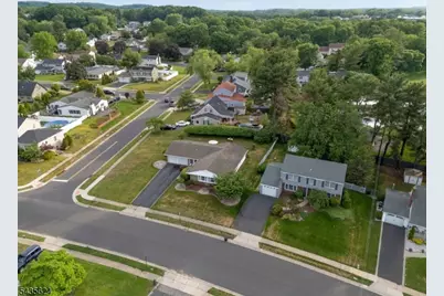117 Idolstone Ln, Aberdeen Township, NJ 07747 - Photo 31
