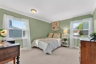 117 Idolstone Ln, Aberdeen Township, NJ 07747 - Photo 25