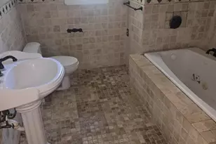 377 Halsted St, East Orange, NJ 07018 - Photo 9