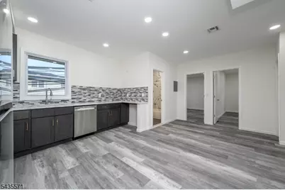 287 Orange St Apt 2, Newark, NJ 07103 - Photo 5