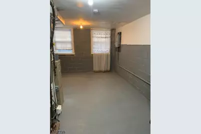 21 Holland St #21, Newark, NJ 07103 - Photo 15