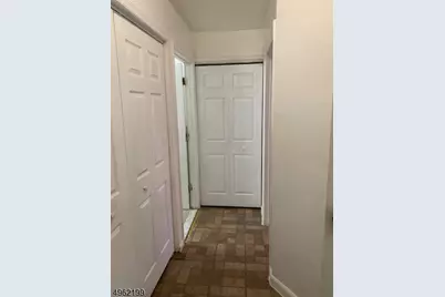 21 Holland St #21, Newark, NJ 07103 - Photo 9