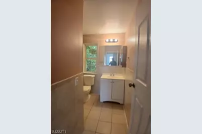21 Holland St #21, Newark, NJ 07103 - Photo 25