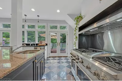 42 Llewellyn Rd, Montclair, NJ 07042 - Photo 19