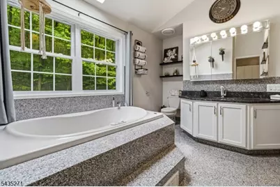 63 Mountainside Dr, Randolph Township, NJ 07869 - Photo 21