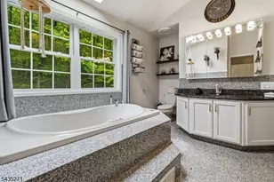 63 Mountainside Dr, Randolph Township, NJ 07869 - Photo 21