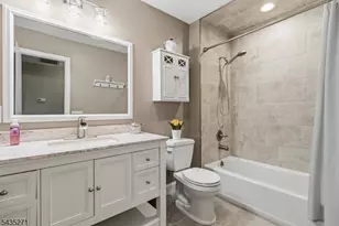 63 Mountainside Dr, Randolph Township, NJ 07869 - Photo 23
