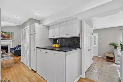 615 Van Liew Ct, Hillsborough Township, NJ 08844 - Photo 19