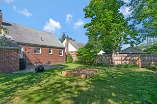 2727 Spruce St, Union Township, NJ 07083 - Photo 23