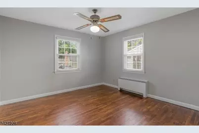 2727 Spruce St, Union Township, NJ 07083 - Photo 7