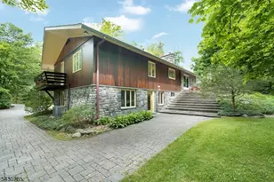 235 Brook Valley Rd, Montville Township, NJ 07082 - Photo 23