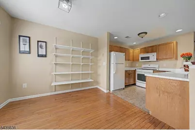 2107 Middlefield Ct, Denville, NJ 07834 - Photo 13