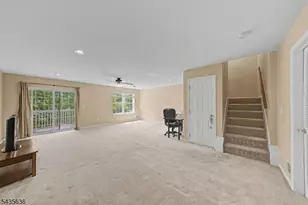 2107 Middlefield Ct, Denville, NJ 07834 - Photo 5