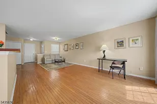 2107 Middlefield Ct, Denville, NJ 07834 - Photo 9