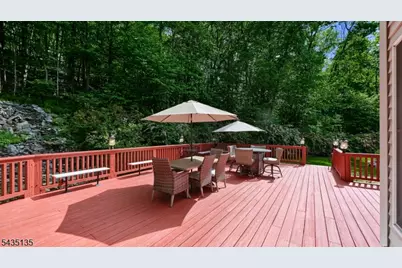 26 Stonehedge Dr, Hardyston Township, NJ 07460 - Photo 41