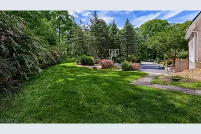 26 Stonehedge Dr, Hardyston Township, NJ 07460 - Photo 45