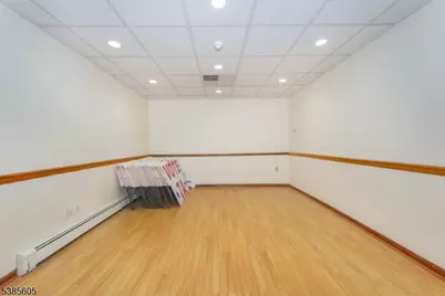548 Franklin Ave, Nutley, NJ 07110 - Photo 11