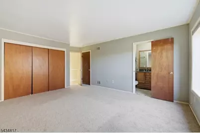 15 Delbarton Ct, Washington Township, NJ 07840 - Photo 27