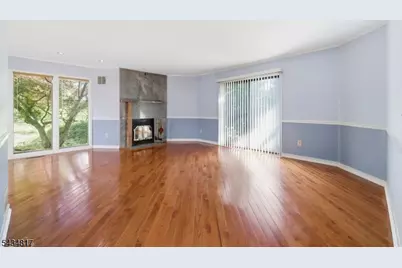 15 Delbarton Ct, Washington Township, NJ 07840 - Photo 7