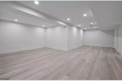 59 Tremont Ter, Livingston, NJ 07039 - Photo 29