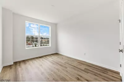 86 Depot Way, Dunellen, NJ 08812 - Photo 21