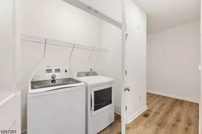 86 Depot Way, Dunellen, NJ 08812 - Photo 23