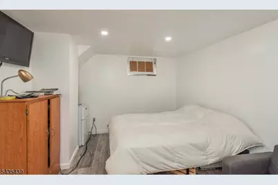 43 Fritz St, Bloomfield, NJ 07003 - Photo 11