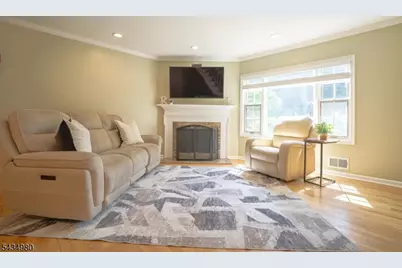 575 Grove St #G3, Clifton, NJ 07013 - Photo 7