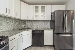 132 Robertson Way, Lincoln Park, NJ 07035 - Photo 3